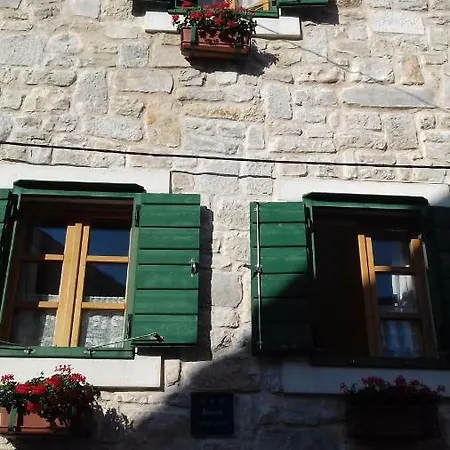 Apartments Mime - Small House Vodice Exterior photo